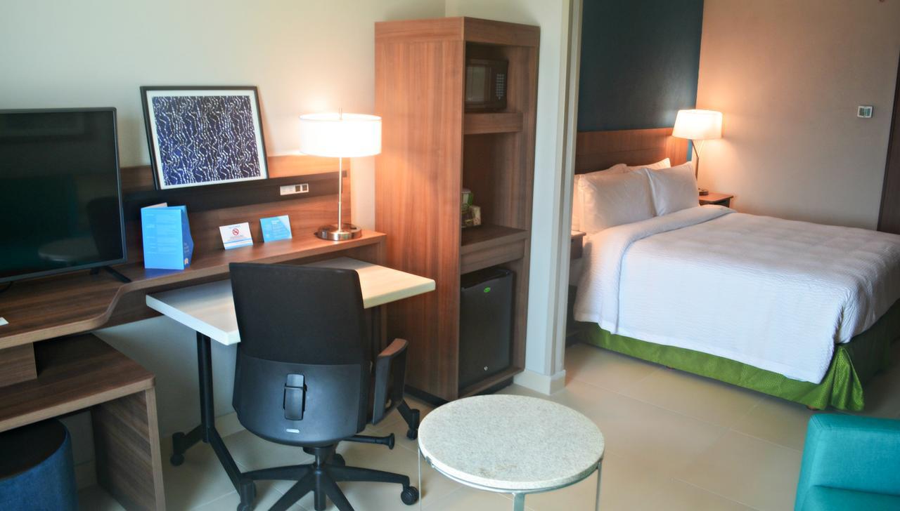 Fairfield Inn & Suites By Marriott Coatzacoalcos Εξωτερικό φωτογραφία
