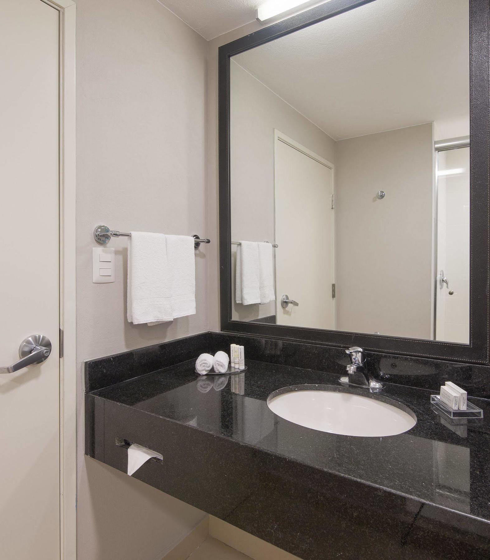 Fairfield Inn & Suites By Marriott Coatzacoalcos Εξωτερικό φωτογραφία
